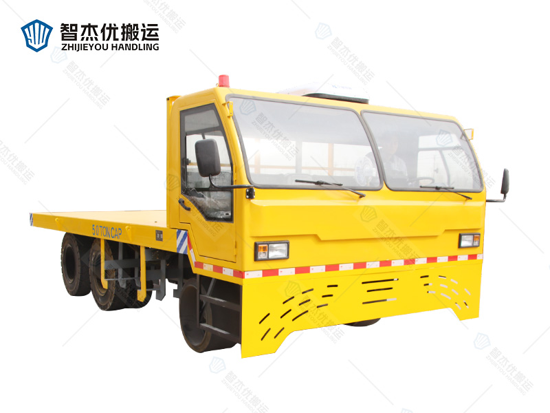電動四輪平板車 載重力強，封閉駕駛
